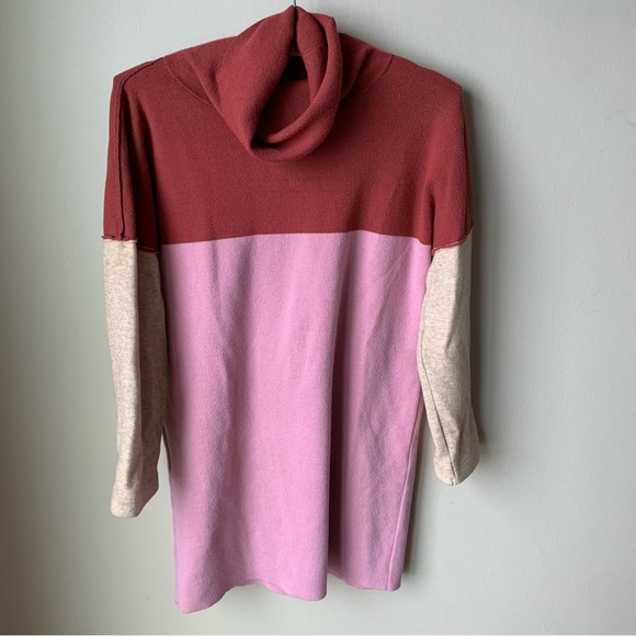 VICI color block cowl neck sweater dresss - Picture 6 of 10